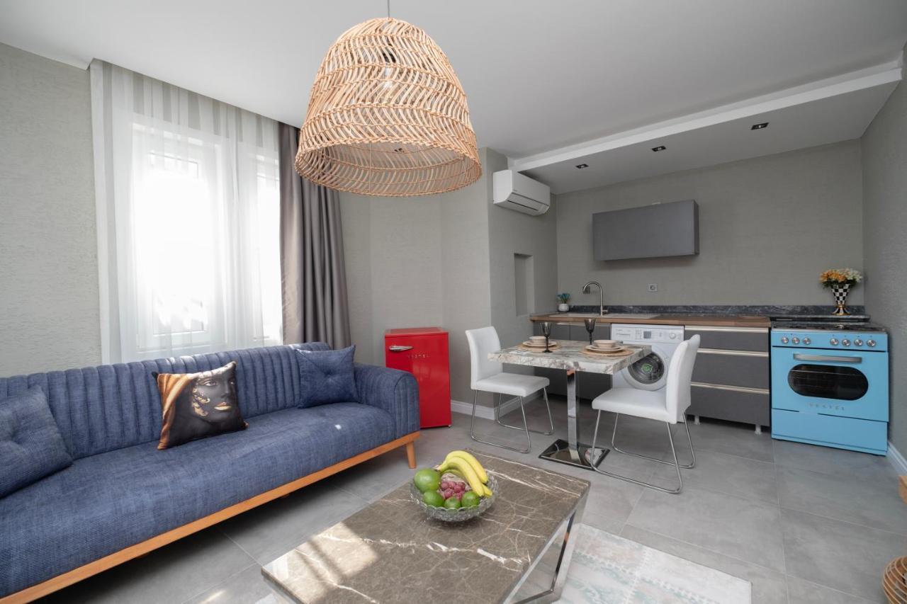 Wolf Suites Анталия Екстериор снимка