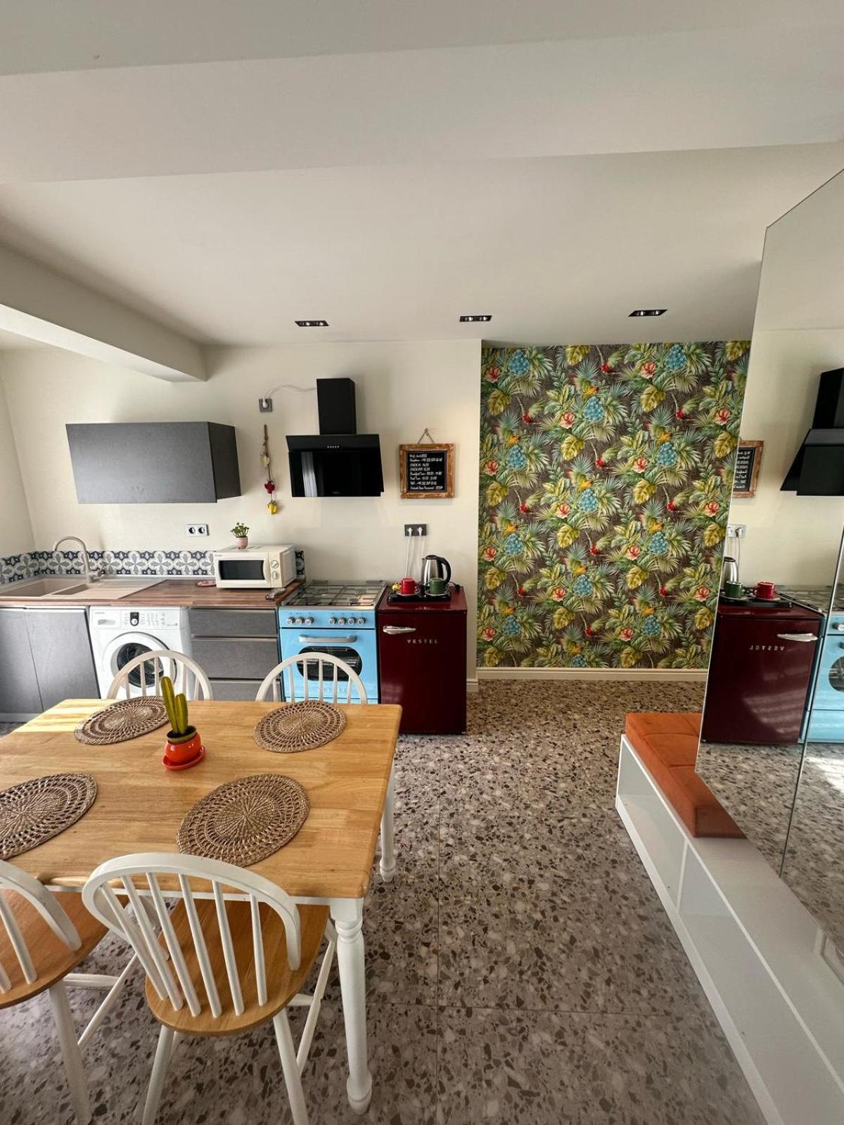 Wolf Suites Анталия Екстериор снимка